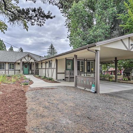 Cozy Cottage On Flower Farm With Baker Creek Views! McMinnville Exterior photo